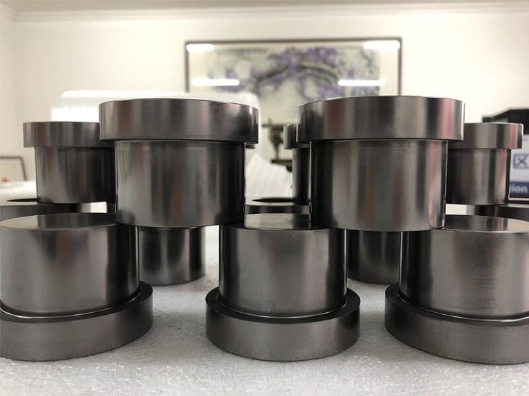 https://www.yuantaigraphite.com/wp-content/uploads/2024/07/customized-high-purity-graphite-crucible-4.jpg