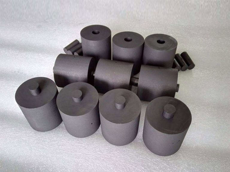 https://www.yuantaigraphite.com/wp-content/uploads/2024/07/graphite-sintering-mold-2.jpg