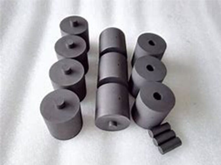 https://www.yuantaigraphite.com/wp-content/uploads/2024/07/graphite-sintering-mold-4.jpg