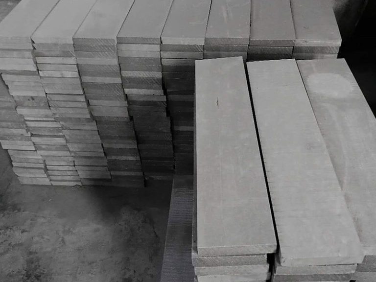 https://www.yuantaigraphite.com/wp-content/uploads/2024/07/high-purity-graphite-sheet-2.jpg