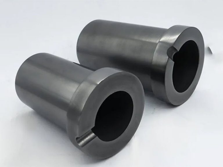 https://www.yuantaigraphite.com/wp-content/uploads/2024/07/large-capacity-metallurgical-crucibles-3.jpg